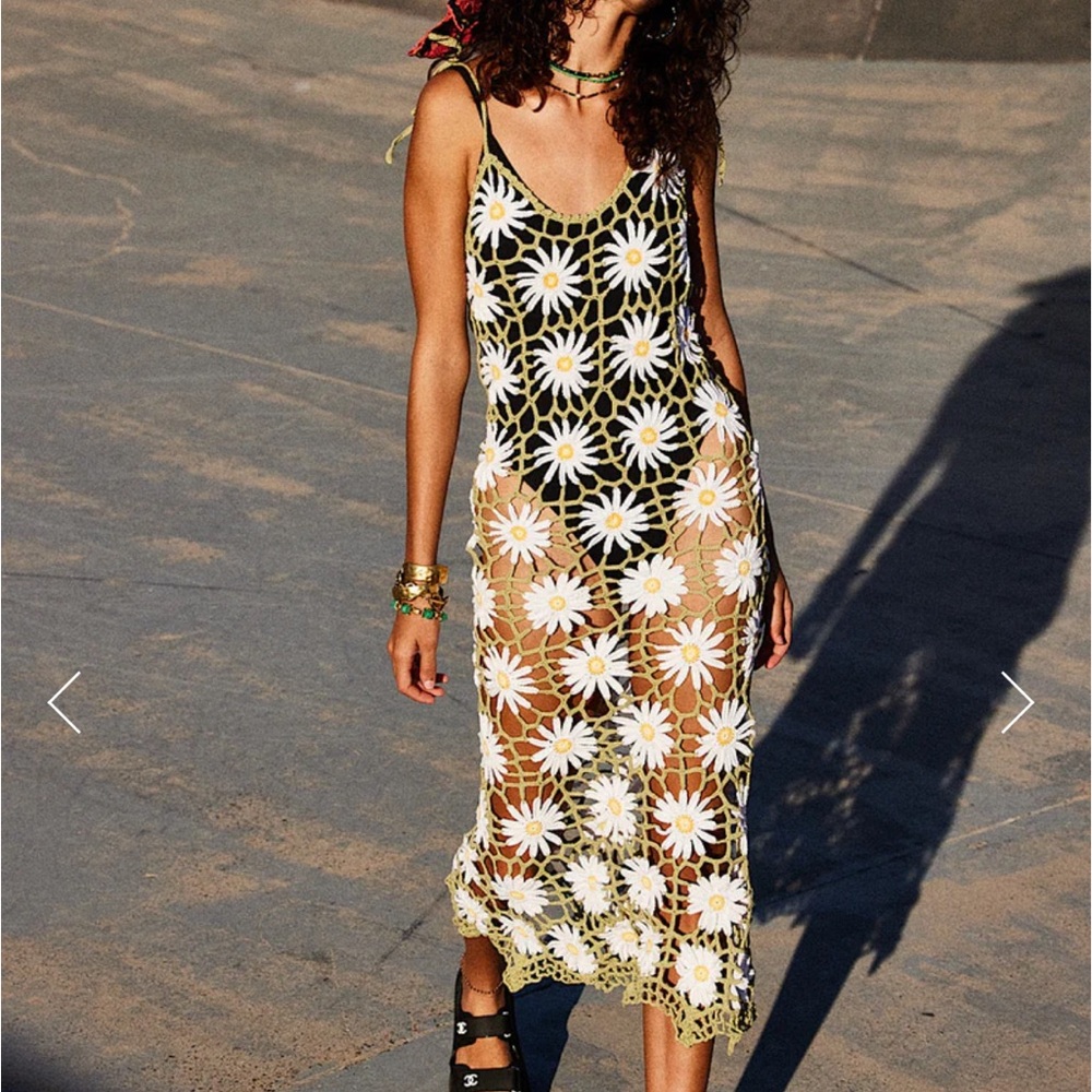 Chasing Unicorns Daisy Jane Crochet Dress - S